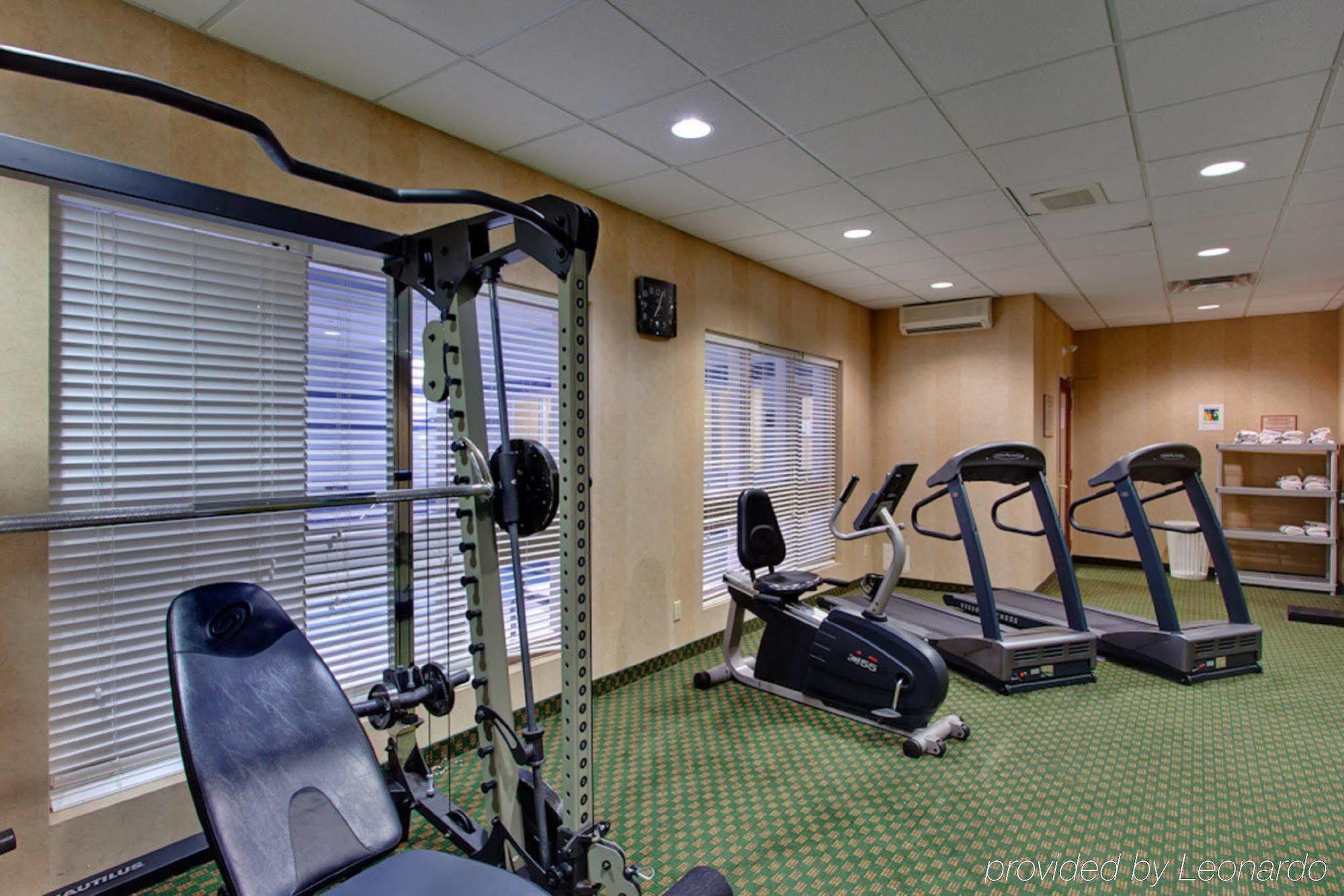 Holiday Inn Express Hotel & Suites Milton By Ihg Exteriör bild